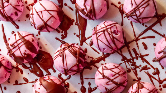 RASPBERRY CHOCOLATE FAT BOMBS